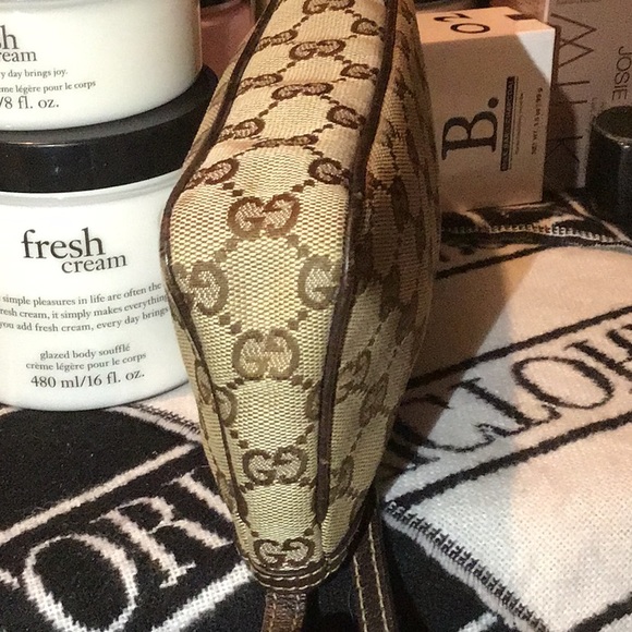 GUCCI 100% AUTHENTIC SIGNATURE HANDBAG - Picture 7 of 12